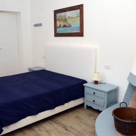 Apartments Villa Corrias Cala Liberotto Luaran gambar