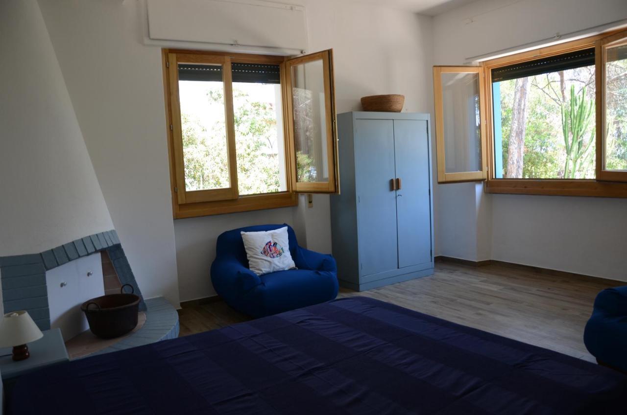 Apartments Villa Corrias Cala Liberotto Luaran gambar